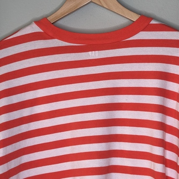 GAP Red and White Striped Crop Crewneck T-Shirt in Large - Picture 5 of 8